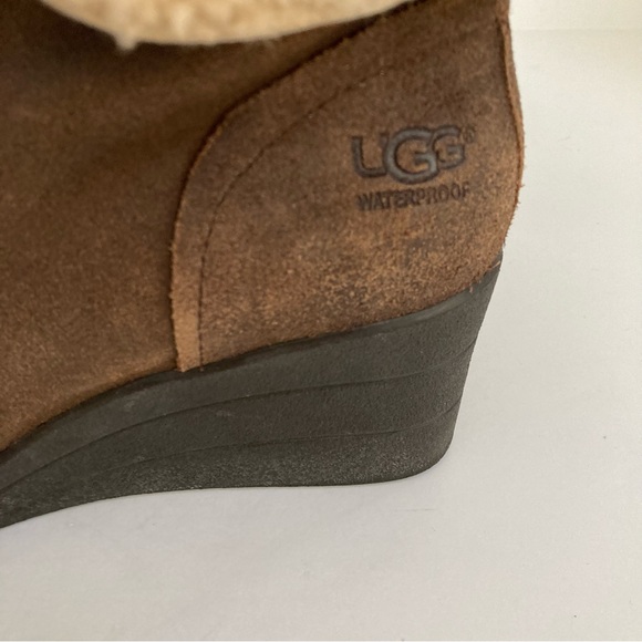 UGG Zea Suede Lace Up Wedge Boot Waterproof Shearling Cuff Brown Leather 10 - Picture 9 of 15